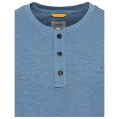 Camel Active Herren T-Shirt Henley Cloudy Blue 6 Camel Active Herren T-Shirt Henley Cloudy Blue -Modebekleidungs Geschäft camel active t shirt blau 40 detail vorne
