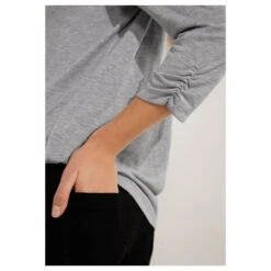 Cecil Damen 3/4 Arm Shirt Basic Glitter Mineral Grey Melange -Modebekleidungs Geschäft cecil 3 4 arm basic glitter shirt grau 10327 model detail