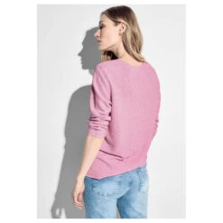 Cecil Damen 3/4 Arm Pullover Structured V-Neck Tender Rose Melange -Modebekleidungs Geschäft cecil 3 4 arm structured v neck pullover rosa 15644 model hinten