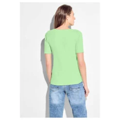 Cecil Damen T-Shirt Lena Matcha Lime 7 Cecil Damen T-Shirt Lena Matcha Lime -Modebekleidungs Geschäft cecil lena gruen 15742 model hinten