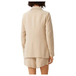 Comma Damen Blazer Sandy Brown 6 Comma Damen Blazer Sandy Brown -Modebekleidungs Geschäft comma blazer beige 8170 model hinten