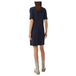 Comma Damen Kurzarm Kleid Blue -Modebekleidungs Geschäft comma kleid blau 5996 model hinten