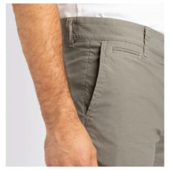 MAC Lennox Chinohose Green Tea Pattern 12 MAC Lennox Chinohose Green Tea Pattern -Modebekleidungs Geschäft mac hose lennox jeans grC3BCn 344 model detail tasche vorne