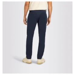 MAC Arne Baumwollhose Nautic Blue Structure -Modebekleidungs Geschäft mac jeans arne blau 196 model rueckseite