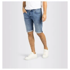 MAC Jogn Jeans Bermuda Light Authentic Blue -Modebekleidungs Geschäft mac jeans jogn bermuda blau h233 model