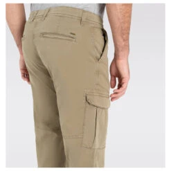 MAC Teo 3/4 Cargo Chino Baumwollhose Green Tea 12 MAC Teo 3/4 Cargo Chino Baumwollhose Green Tea -Modebekleidungs Geschäft mac jeans teo green tea 344r model detail hinten