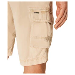 Pioneer Collin Cargo Baumwoll Bermuda Sand Beige -Modebekleidungs Geschäft pioneer jeans collin beige 8113 model detail hinten