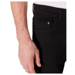 Pioneer Eric Jeans Megaflex Black Black -Modebekleidungs Geschäft pioneer jeans eric megaflex schwarz 9800 model detail vorne