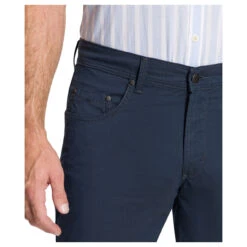 Pioneer Finn Baumwoll Bermuda Dark Blue -Modebekleidungs Geschäft pioneer jeans finn shorts blau 6201 detail vorn