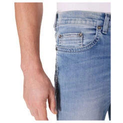 Pioneer Rando Jeans Megaflex Light Blue Fashion -Modebekleidungs Geschäft pioneer jeans rando blau 6847 model detail vorne