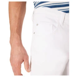 Pioneer Rando Jeans Megaflex Soft White -Modebekleidungs Geschäft pioneer jeans rando megaflex weiss 1010 model detail vorne