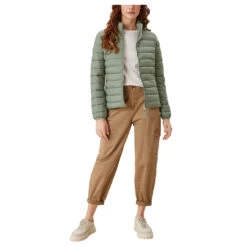 S.Oliver Damen Jacke Soft Sage Green -Modebekleidungs Geschäft s oliver jacke lang gruen 7814 model front