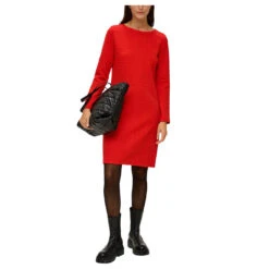 S.Oliver Damen Langarm Kleid Red Structured -Modebekleidungs Geschäft s oliver kleid rot 3074 model vorne