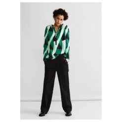 Street One Damen Langarm Bluse Bamika Fresh Green -Modebekleidungs Geschäft street one bamika print gruen 35376 model