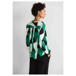 Street One Damen Langarm Bluse Bamika Fresh Green -Modebekleidungs Geschäft street one bamika print gruen 35376 model hinten