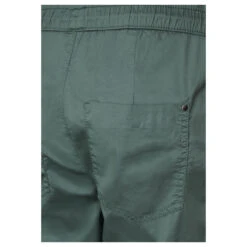 Street One Bonny Baumwoll Bermuda Soft Olive -Modebekleidungs Geschäft street one jeans bonny bermuda gruen 14765 ansicht detail hinten