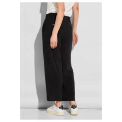 Street One Emee Wide Leg 7/8 Hose Black 11 Street One Emee Wide Leg 7/8 Hose Black -Modebekleidungs Geschäft street one jeans emee solid wide leg schwarz 10001 model hinten
