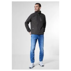 Street One Men Windbreaker Herren Jacke Limousine Black -Modebekleidungs Geschäft street one men herren jacke windbreaker schwarz 14343 ansicht model
