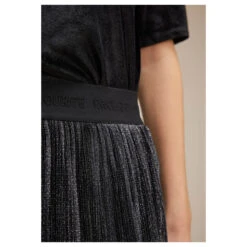 Street One Damen Plissée Rock Black Glitter -Modebekleidungs Geschäft street one rock schwarz glitter 10001 model detail