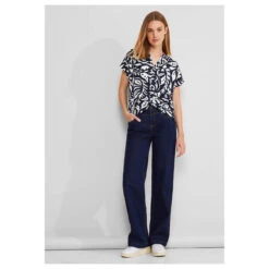 Street One Damen Kurzarm Bluse Splitneck Deep Blue -Modebekleidungs Geschäft street one shirtblouse with splitneck bluse blau 21238 model