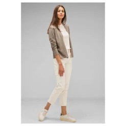 Street One Damen Strickjacke Short Open Cardigan Bleached Sand Melange -Modebekleidungs Geschäft street one short open cardigan beige 14960 ansicht model