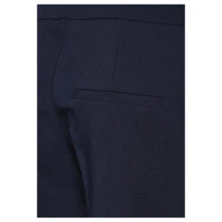 Street One Solid Twill Hose Deep Blue -Modebekleidungs Geschäft street one solid twill pants jeans blau 11238 ansicht detail hinten