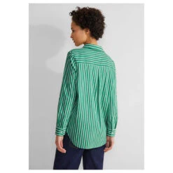 Street One Damen Langarm Bluse Striped Business Fresh Green -Modebekleidungs Geschäft street one striped business blouse hemdbluse gruen 35376 model hinten