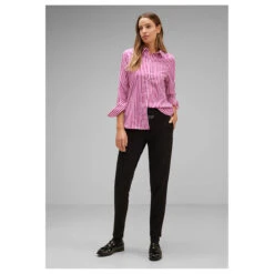 Street One Damen Langarm Bluse Striped Office Bright Cozy Pink 9 Street One Damen Langarm Bluse Striped Office Bright Cozy Pink -Modebekleidungs Geschäft street one striped office blouse hemdbluse rosa 25463 model