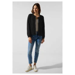 Street One Structure Sweatjacke Black -Modebekleidungs Geschäft street one structure jacket with zipper jacke schwarz 10001 ansicht model vorn