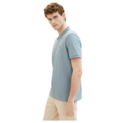 Tom Tailor Herren Piqué Poloshirt Contrast Grey Mint -Modebekleidungs Geschäft tom tailor basic polo with contrast poloshirt gruen 27475 model seite