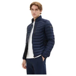 Tom Tailor Herren Jacke Hybrid Jacket Sky Captain Blue -Modebekleidungs Geschäft tom tailor hybrid jacket jacke blau 10668 front