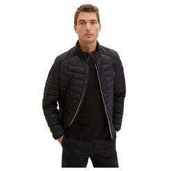 Tom Tailor Herren Jacke Hybrid Jacket Black Grey -Modebekleidungs Geschäft tom tailor hybrid jacket jacke schwarz 29999 detail vorne