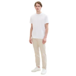 Tom Tailor Baumwollhose Light Cashew Beige -Modebekleidungs Geschäft tom tailor jeans regular performance pants beige 10336 model