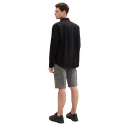 Tom Tailor Cargo Chino Baumwoll Bermuda Grey Structure Print 16 Tom Tailor Cargo Chino Baumwoll Bermuda Grey Structure Print -Modebekleidungs Geschäft tom tailor jeans regular printed cargo shorts grau 34673 model hinten