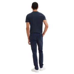 Tom Tailor Travis Chinohose Dark Ocean Blue -Modebekleidungs Geschäft tom tailor jeans slim chino blau 10668 ansicht model hinten