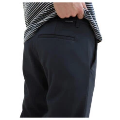 Tom Tailor Piqué Chinohose Sky Captain Blue -Modebekleidungs Geschäft tom tailor jeans slim pique chino sky captain blue 10668 model detail hinten