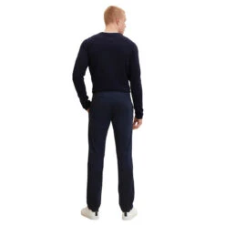 Tom Tailor Travis Chinohose Night Sky Blue -Modebekleidungs Geschäft tom tailor jeans travis chino dunkelblau 10668 ansicht model hinten