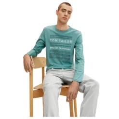 Tom Tailor Herren Langarm Shirt Salvia Print -Modebekleidungs Geschäft tom tailor langarmshirt print gruen 12881 ansicht model
