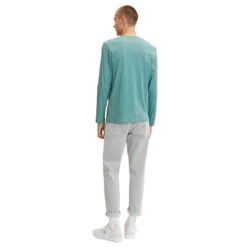 Tom Tailor Herren Langarm Shirt Salvia Print -Modebekleidungs Geschäft tom tailor langarmshirt print gruen 12881 ansicht model hinten