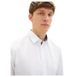 Tom Tailor Herren Hemd White -Modebekleidungs Geschäft tom tailor stretch poplin shirt hemd weiss 20000 detail vorne
