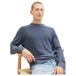 Tom Tailor Herren Structured Crewneck Knit Pullover Vintage Indigo Blue -Modebekleidungs Geschäft tom tailor structured crewneck knit strickpullover blau 18964 detail vorne